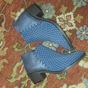 Steven by Steve madden booties